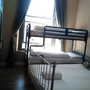 2* Albergue Backpackers D1hostel